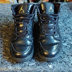 Air Jordan 1 GS size 5y
